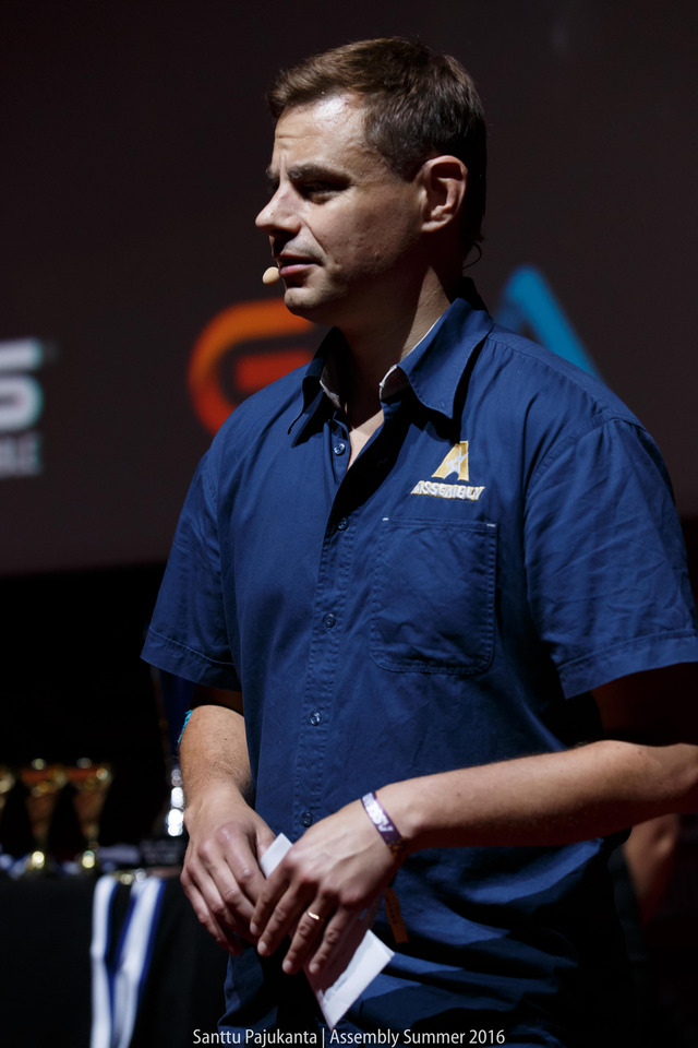 1-SanttuPajukanta-ASMS2016-0244.jpg by Lauantai