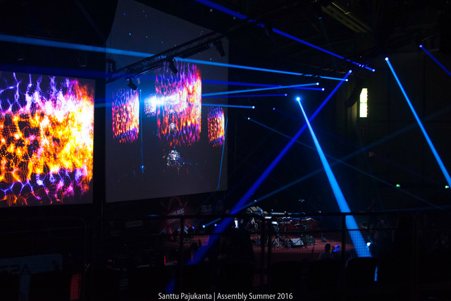 SanttuPajukanta-ASMS2016-0158.jpg by Perjantai